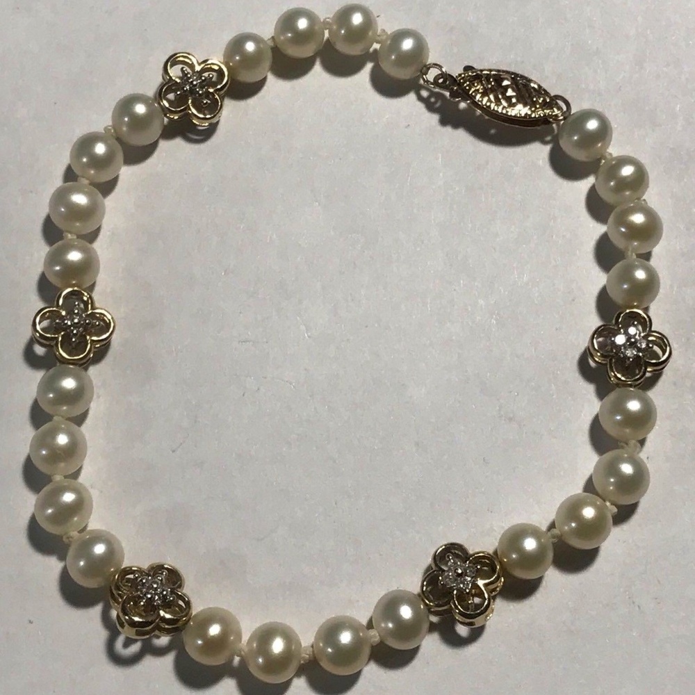 10k Yellow Gold Pearl Bracelet w/ Diamond Accent Links, Filigree Clasp 7 3/8
